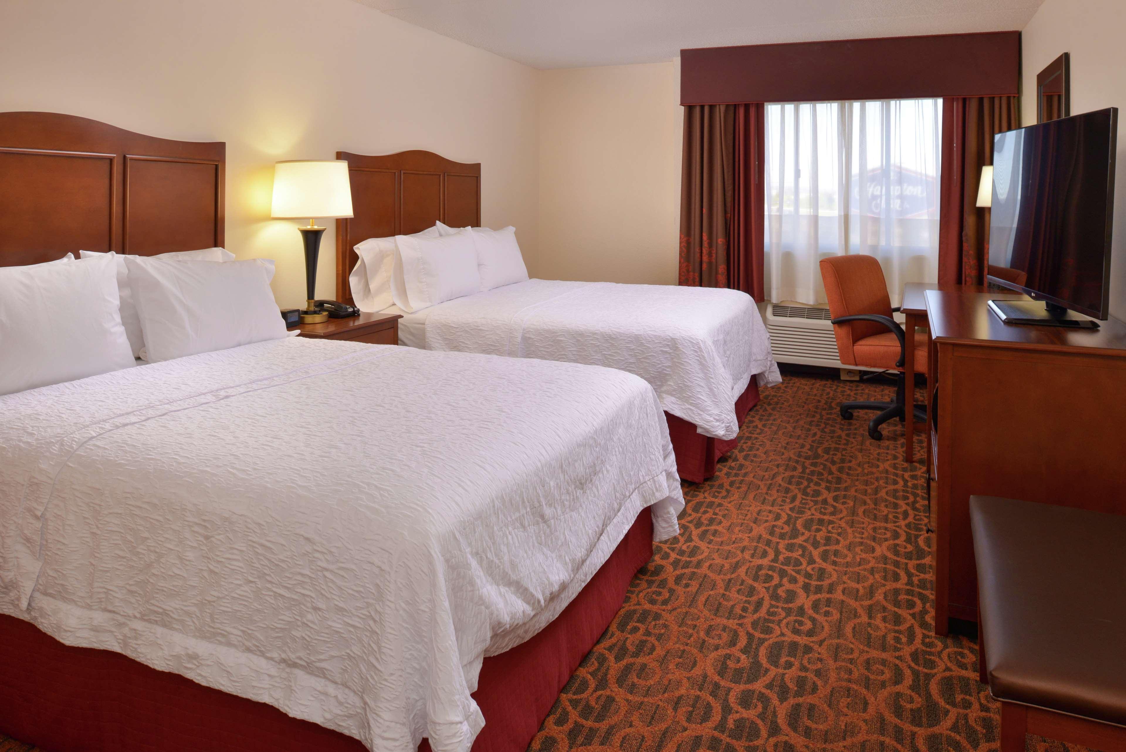 Hampton Inn Frederick Exterior foto